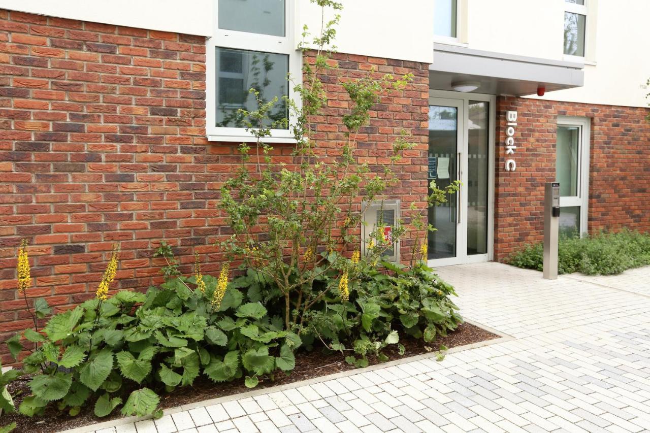 Destiny Student - Parkgate (Adults Only) Apartman Dublin Kültér fotó